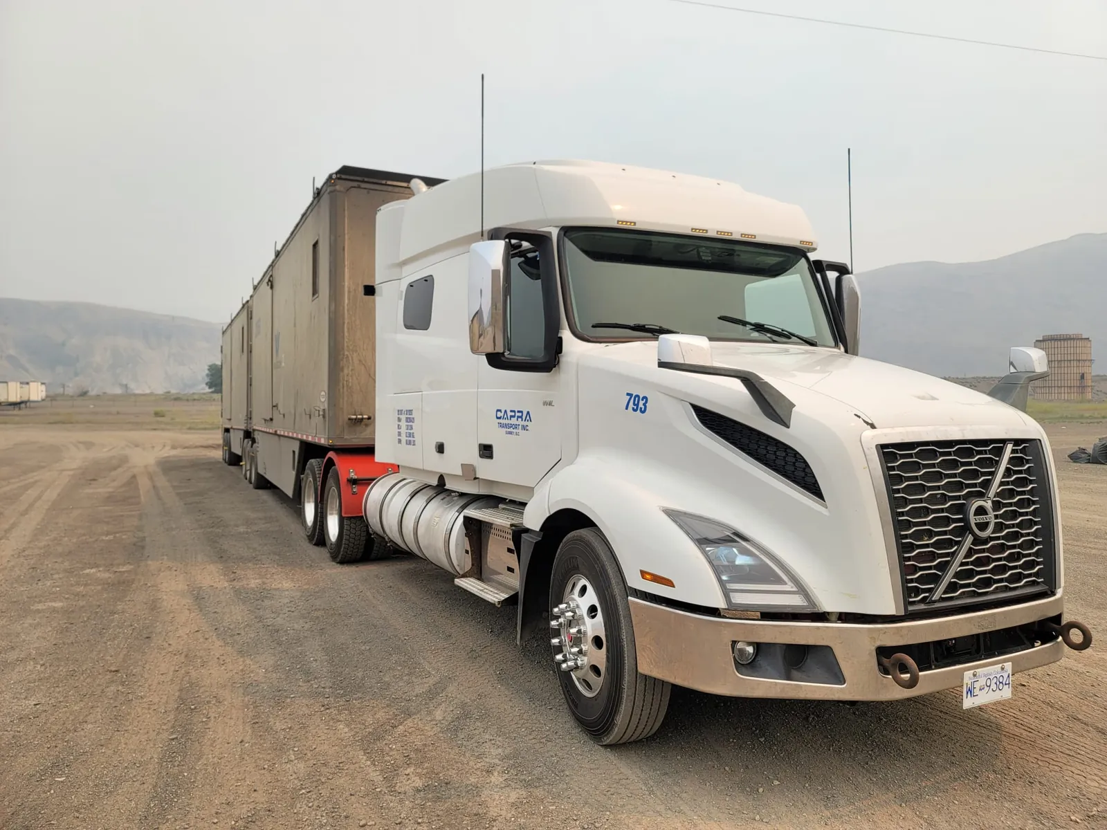 Capra Transport Unit 793, Volvo VNL